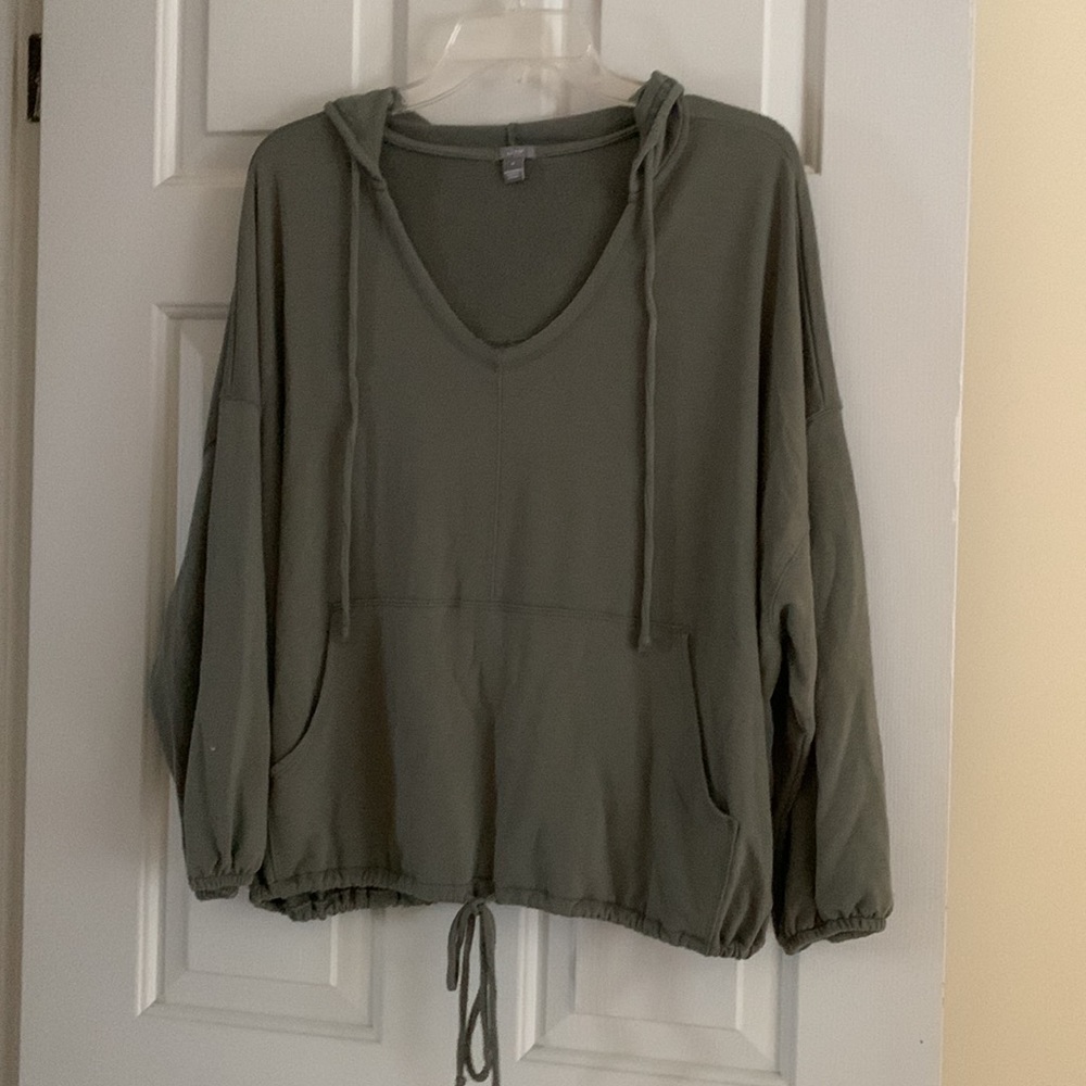 Olivie Green Aerie softy - Picture 1 of 12